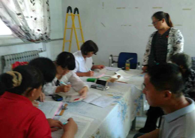 1509411893523083.jpg 惠民大姐家政服务员到魏集镇曹家集村开展冬季保健知识。_副本.jpg