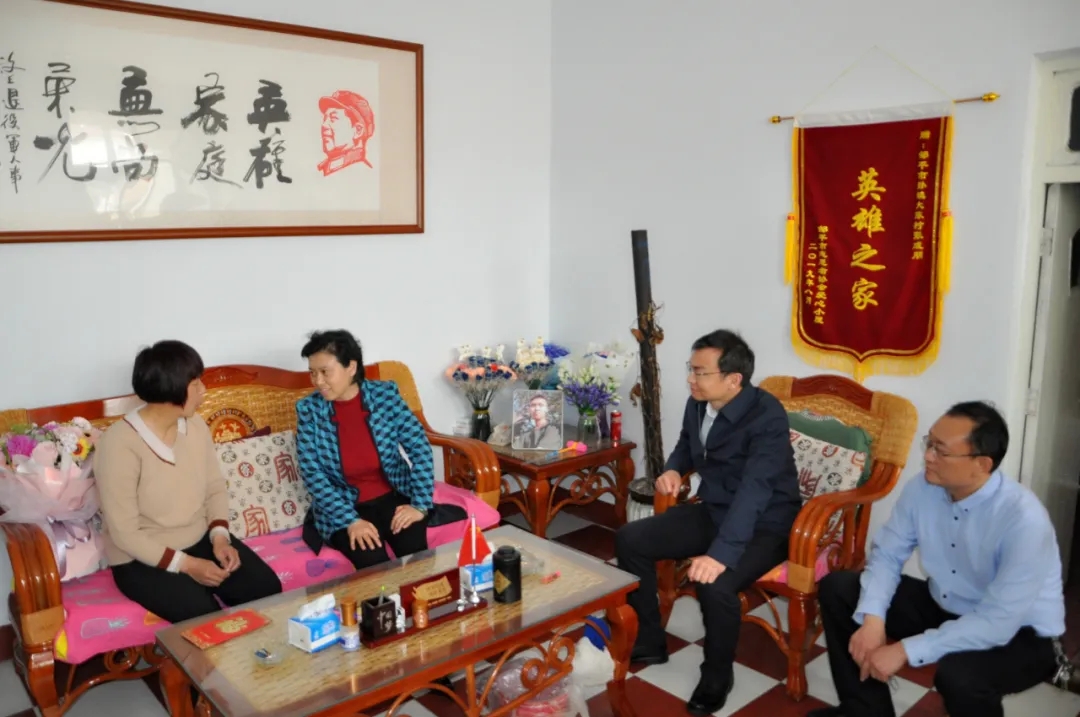 1620697921598259.jpg 1.webp (3).jpg