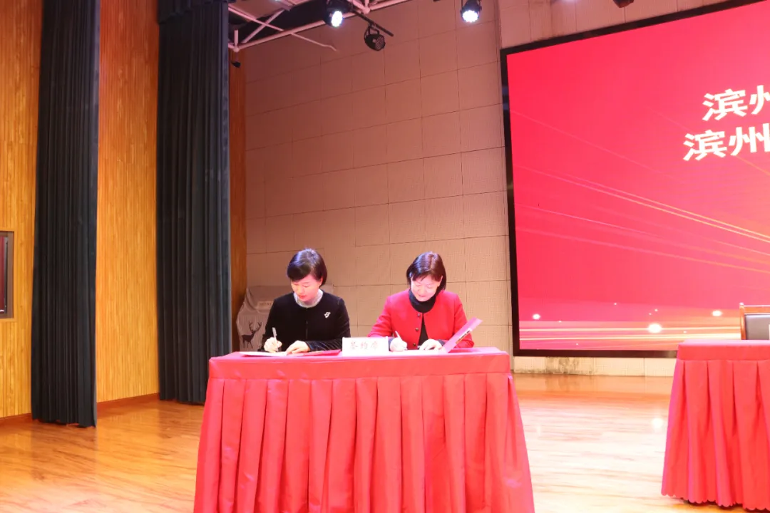 1739285377538210.jpg 1739285377538210.jpg